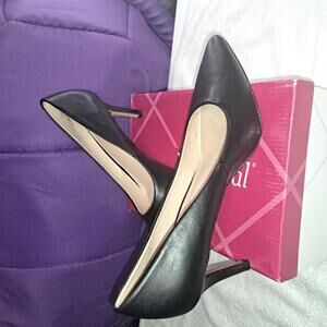 Classic Black Women's Pumps by Xappeal - Elegant and Comfortable